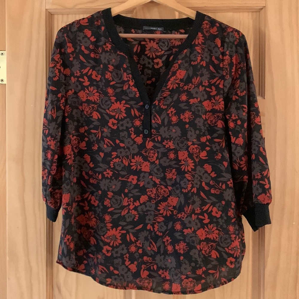 Long sleeve light weight shirt